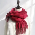Écharpe classique rouge à franges en cachemire synthétique doux pour la chaleur hivernale - 70*200cm / Bordeaux