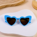 Hartvormige zonnebril voor kinderen in glanzend blauw met donkere beschermende glazen - Blauw Frame Thee Glazen