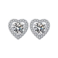 Pendientes de corazón en plata S925 con una brillante circonita central de corte redondo - Estilo de Corazón con Pavé de Circonitas (ZPE6702-Plata)