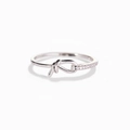 Elegante anillo de nudo en plata de ley S925 con delicada hilera de micro circonitas - Talla US 6 / Estilo de Nudo Simple con Incrustaciones de Circonita / Oro Blanco