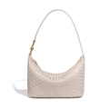 Borsa a spalla minimalista in pelle intrecciata bianca con nodo in metallo dorato - Bianco Sporco