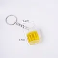 Mini porte-clés de chope à bière 3,7 cm avec liquide jaune et mousse réaliste - Cocktail Jaune - Style Porte-clés