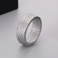 Anello punk in acciaio inossidabile argento con trama a rombi e fascia larga lucida - US 8 / Color Acciaio