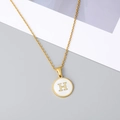 18K gold-plated stainless steel shell necklace featuring a round pendant with letter H - Letter H Style / Gold