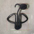 Schema tecnico del gancio nero per scarpe con dimensioni 158x133mm e peso di 14,18 grammi - CY04113