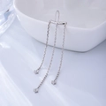 S925 sterling zilveren ear cuff met drie lange franjekettingen en sprankelende zirkonia's - 925 zilver / Wit