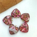Lot de cinq pendentifs cœurs marbrés roses et bruns avec boucles dorées pour bijoux - Rouge Cuivre Doré