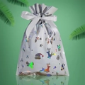 White holographic Christmas gift bag with reindeer patterns and white ribbon drawstring - 16*24cm Laser White Holographic