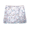 Gros plan des paillettes blanches aux reflets bleus et roses sur la mini-jupe - XS / Argent