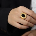 Retro gold plated stainless steel ring featuring a black oval agate gemstone inlay - Oval Gemstone Face (A686) / Gold / US 8