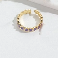 Goldener offener Ring mit lila Emaille-Herz-Elementen und verstellbarem Design - Lila