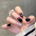 Elegante mittellange rosa und schwarze Herzmuster-Drucknägel im Karodesign-Set - R668 Süß-Cool-Schachbrett