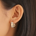 Chic heart-shaped gold hoop earrings with sparkling cubic zirconia stones for women - Wide Heart Gold Hoop Earrings Pair (1对耳扣浅KC金8350)