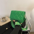Green quilted crossbody bag with stylish gold pattern wide shoulder strap in PU leather - Green