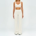 Ensemble de yoga crème deux pièces avec débardeur ajusté et legging évasé taille haute - S / Haut Et Bas / Soutien-gorge + Pantalon large / Abricot Avoine
