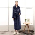 Peignoir long pour femme en flanelle bleu foncé avec ceinture à nouer et poches chaudes - M / Pour Femmes / Bleu Marine