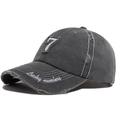 Gorra de béisbol gris oscuro lavada vintage con parche 7 blanco y detalle de borde desgastado - Ajustable / Gris