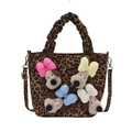 Borsa tote leopardata con ciondoli a forma di cucciolo di peluche e fiocchi - Leopardo Giallo