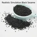 Semi di sesamo nero artificiali in una ciotola blu per accessori fai-da-te per case di bambole - Sesamo nero (pasta polimerica) (500g)