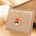 Collana in acciaio al titanio dorato con ciondolo Babbo Natale e occhiali da sole - Babbo Natale / Oro