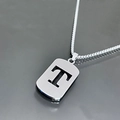 Collier en acier inoxydable argent poli avec un pendentif rectangulaire ajouré lettre T - Lettre T / Argent