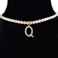 Tennis chain choker in gold with a sparkling crystal-encrusted letter Q pendant - Letter Q [Gold]