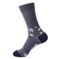 Calze natalizie grigio scuro con scritta Merry Christmas e motivi di fiocchi - 1338-Fiocco di Neve Grigio Merry