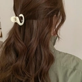 Minimalist cream white C-shaped metal style hair claw clip for high ponytail styling - Oval Beige