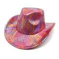 Détail de la texture serpent métallique colorée sur un chapeau de cowboy à large bord - M (56-58cm) / Rouge