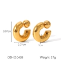 Vista dettagliata degli orecchini a C in acciaio inossidabile dorato, diametro di 3,07 cm - Grande 3.07cm / Oro (OD-E10438)