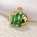 Goldener Fisch-Anhänger mit grüner Emaille für DIY-Schmuckherstellung - Grün Gestreifter Fisch Stil (A0170)