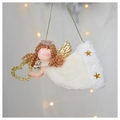 Dettaglio dell'angelo di Natale con ali dorate, vestito in peluche bianco e pizzo fine - Cuore Orizzontale