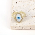 Detailansicht goldener Hamsa-Ring mit bösem Blick und Perlmutt-Inlay-Details - Einstellbar Offen / Hamsa-Hand (R123002-4)