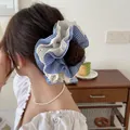 Chouchou à carreaux bleus et blancs avec dentelle pour accessoire de coiffure chic - Chouchou en dentelle à carreaux bleus