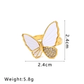Detailansicht Goldener Schmetterlingsring mit Muscheleinlage und Strass, 2,4cm x 2,4cm Größe - Einstellbar Offen / Weißer Stil (NB-R2023188-WT)