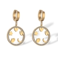 Vergoldete geometrische Ohrringe mit Himmelsymbolen und funkelnden Kristallen - Hohlstern-Mond-Symbol / Gold
