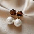 Orecchini vintage con ambra, bordo dorato e grandi perle bianche su seta elegante - Ago D'argento N. 55 - Bianco - Perla