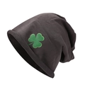 Bonnet en tricot chic avec trèfle vert en café foncé pour la mode et la chaleur - Gris foncé