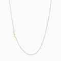 Collana minimalista dorata in acciaio inossidabile con ciondolo lettera E e catena O - Lettera E