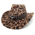Dettaglio cappello cowboy leopardato con testa di toro argentata e cinturino borchiato - M (56-58cm) / Corona a Cuore Marrone Chiaro