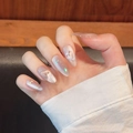 Faux ongles œil de chat roses avec motifs cœurs et papillons sur forme amande - XS / Moyen Ovale (2264)
