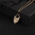Collana con pendente a cuore in oro 18K con pavé di zirconi su sfondo nero - Zirconia Totale Classica / Bianco 1 (Zirconia Integrale Classica)