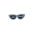 Broche de esmalte con gafas de sol ojo de gato azules y texto stay classy - Gafas Azules (stay classy)