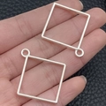 Set of two silver square alloy open bezel pendants for DIY resin jewelry making - Small Square Bezel (22258) / 32x37mm / Bright Silver