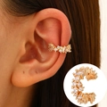 Manchette d'oreille dorée sans piercing avec des zircons ronds et rectangulaires clairs - KC Or - Style Orné de Perles