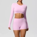 Detail of lavender long-sleeve crop top and high-waist shorts for fitness training - Sakura Pink