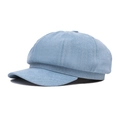 Gorra de béisbol de mezclilla lavada azul claro con costuras detalladas en fondo blanco - Ajustable / Azul y Blanco