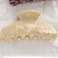 Classic large cream marble acetate shark hair claw clip with elegant gloss finish - Beige