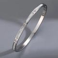 Zilveren titanium stalen armband met witte schelp inleg en sprankelende zirkonia - Zilver