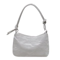 Borsa sottobraccio grigio argento con trama stropicciata e tracolla con nodo decorativo - Argento